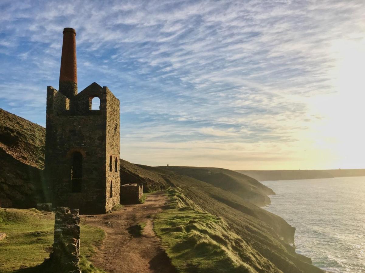 Idyllic Cottage - Near St Agnes And Porthtowan Mount Hawke Bagian luar foto