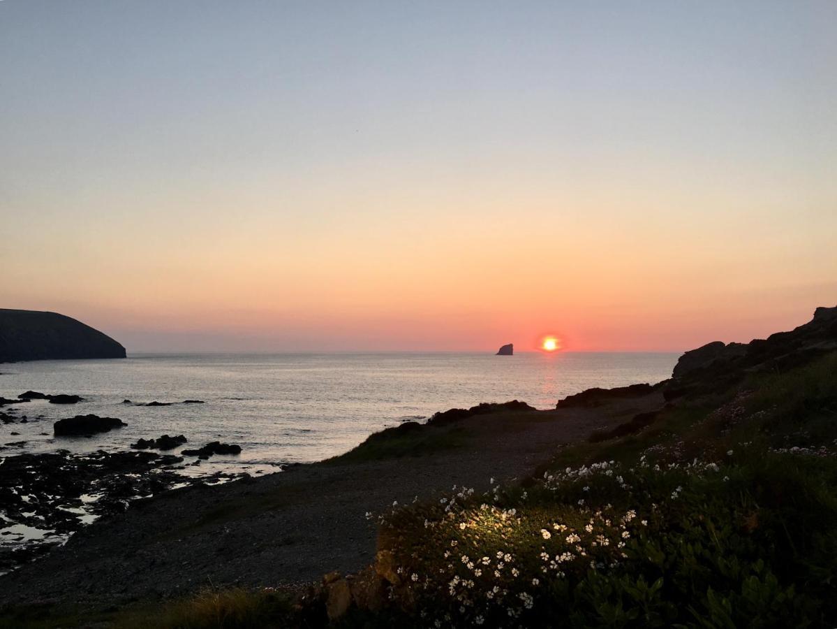 Idyllic Cottage - Near St Agnes And Porthtowan Mount Hawke Bagian luar foto